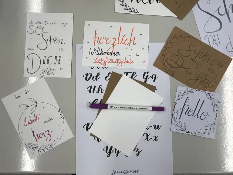 Viele sch�ne Handschriften und ein besonderer Stift.