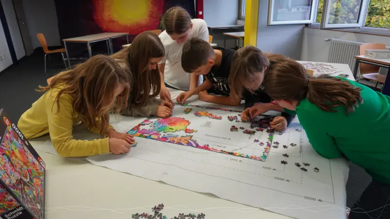 Teamwork in der Puzzle-AG