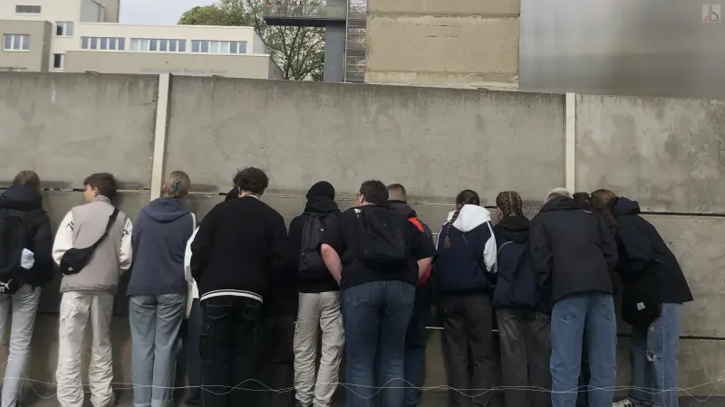Vor der Berliner Mauer