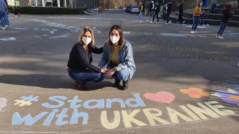 Verbindungslehrerinnen "stand with Ukraine"