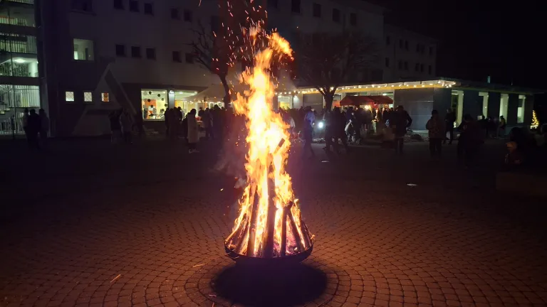 Feuerliche Stimmung beim Adventszauber