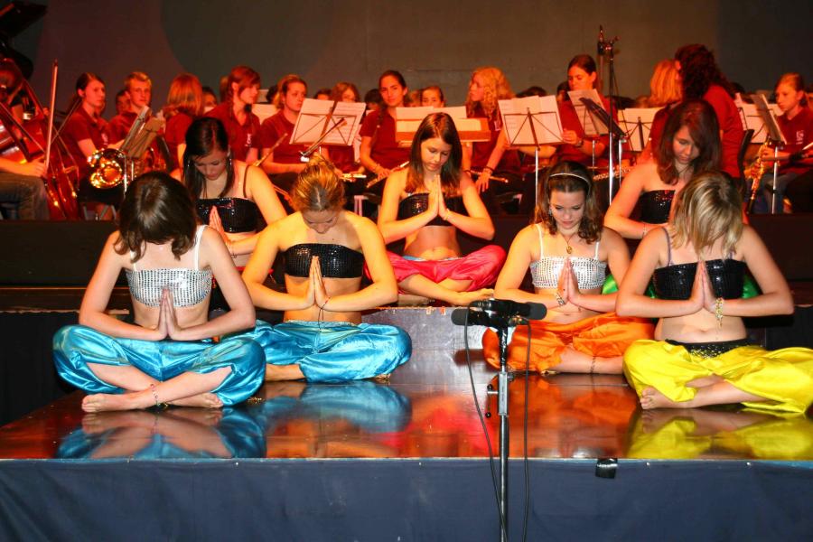 Bunte Meditation vor Orchester