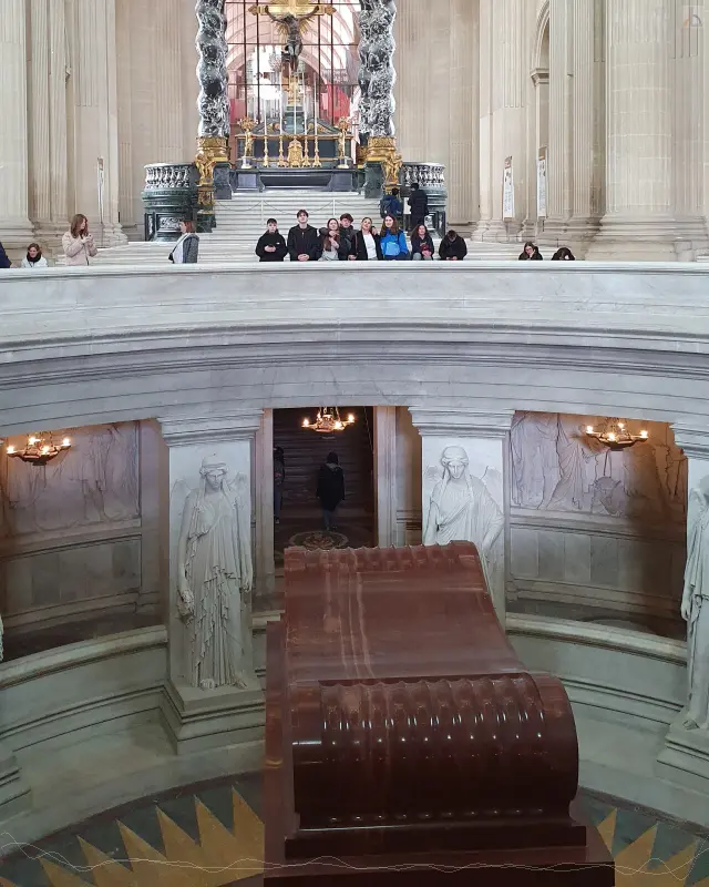 Gruppe im Invalidendom