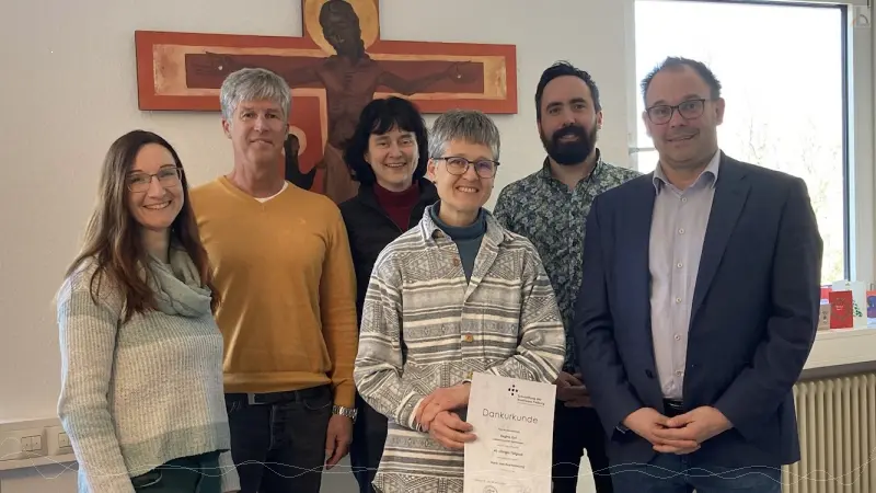 MAV und Schulleitung gratulieren R.M. Gut