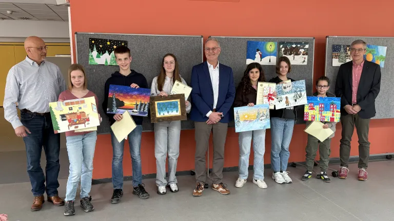 Die Preisträger*innen und Jury des Wettbewerbs